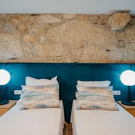 Sete Azenhas Villa *